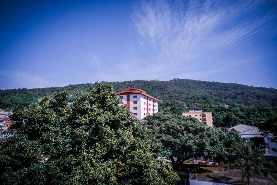 Apto Com Wifi No Centro De Aguas De Lindoia Sp Apartman Kültér fotó